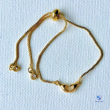 Load image into Gallery viewer, Hands of Lovers