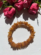 Load image into Gallery viewer, Baltic Sea Amber bracelet
