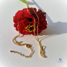 Load image into Gallery viewer, Angel Wing Necklace
