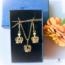 Load image into Gallery viewer, Regal Crown Earings
